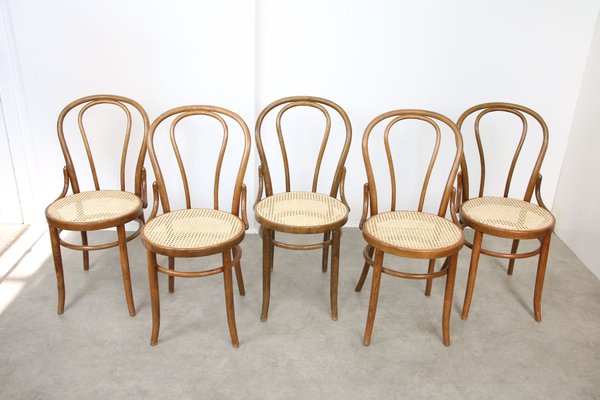 Where to Sell Vintage Furniture in Riyadh
